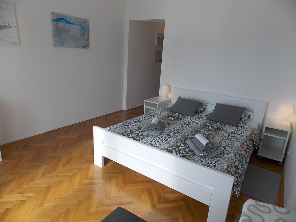 Apartment Ellalinda Opatija Exterior foto